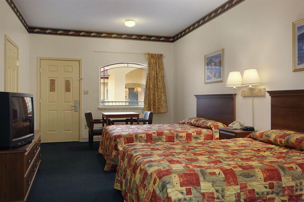 Texas Inn And Suites - Rio Grande Valley Edinburg Zimmer foto
